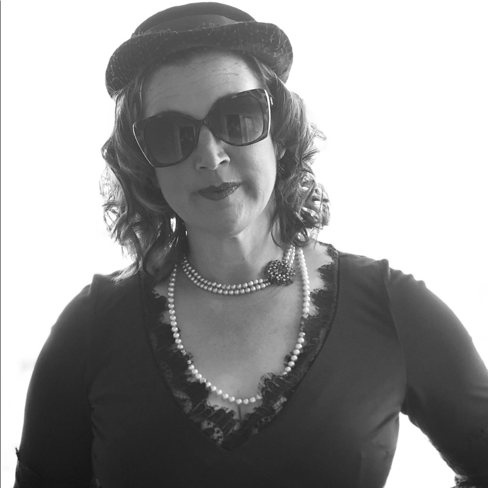 Meet your Posher, Gennifer